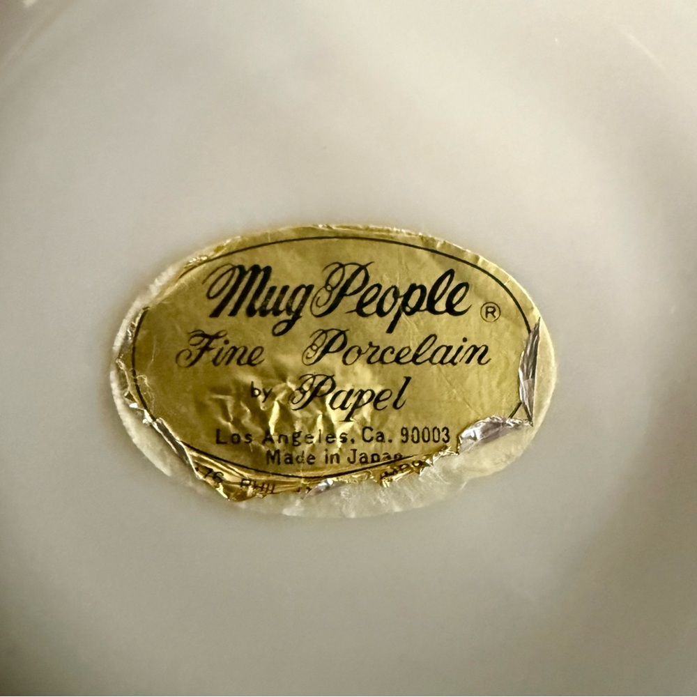 Whimsical Retro 70’s Kitchen Papel Mr & Mrs Interlocking Mugs - Picture 7 of 7